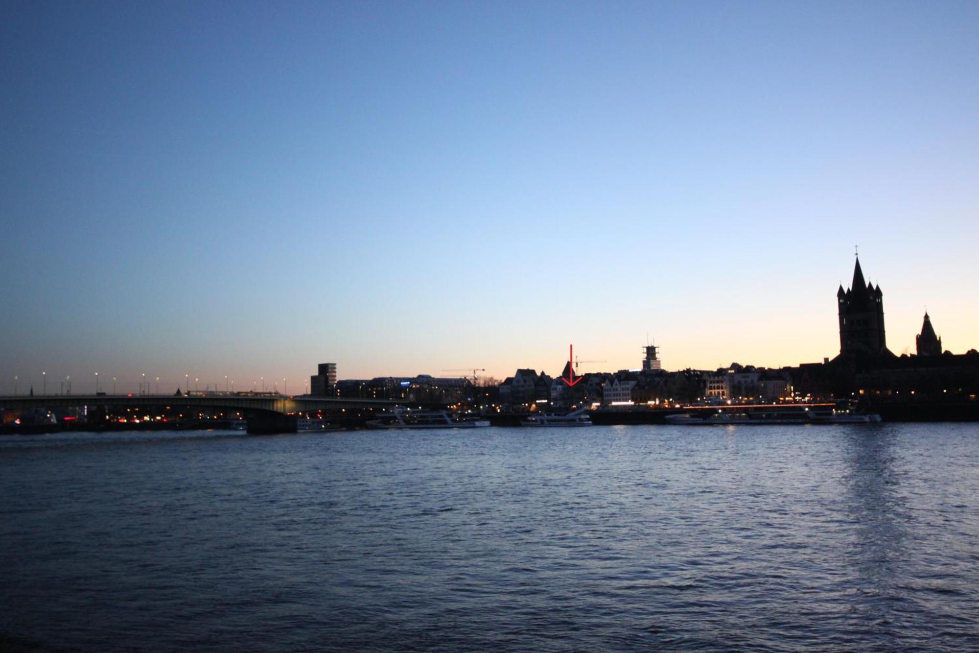 Altstadthotel Hayk Am Rhein Köln Exterior foto