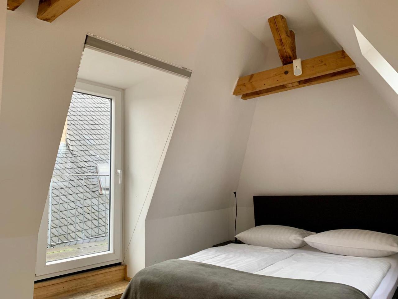 Altstadthotel Hayk Am Rhein Köln Exterior foto