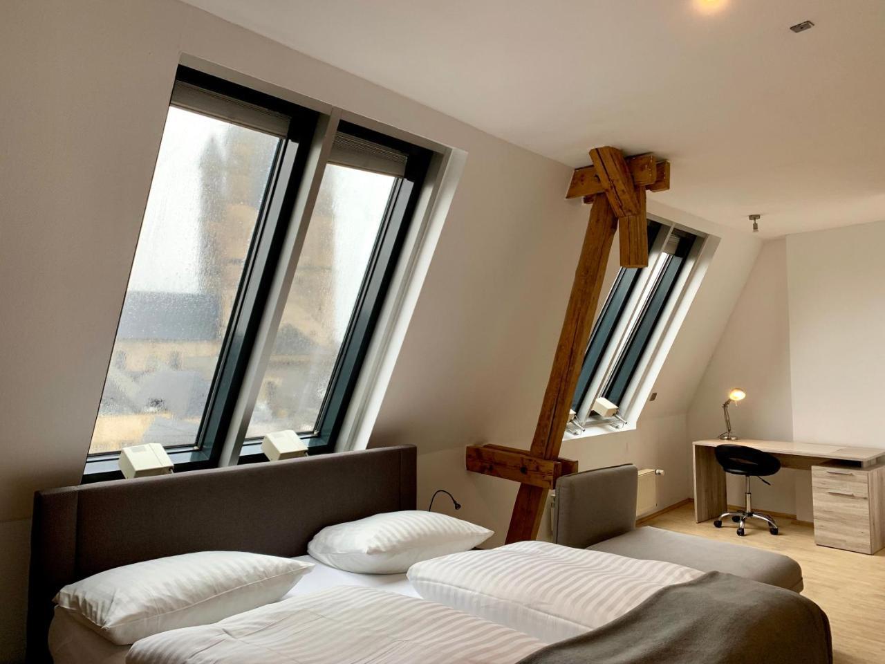 Altstadthotel Hayk Am Rhein Köln Exterior foto
