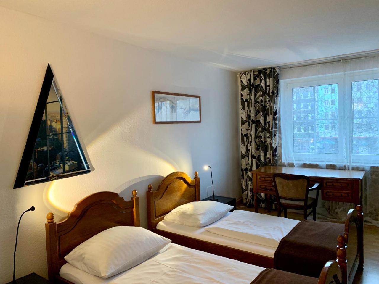 Altstadthotel Hayk Am Rhein Köln Exterior foto