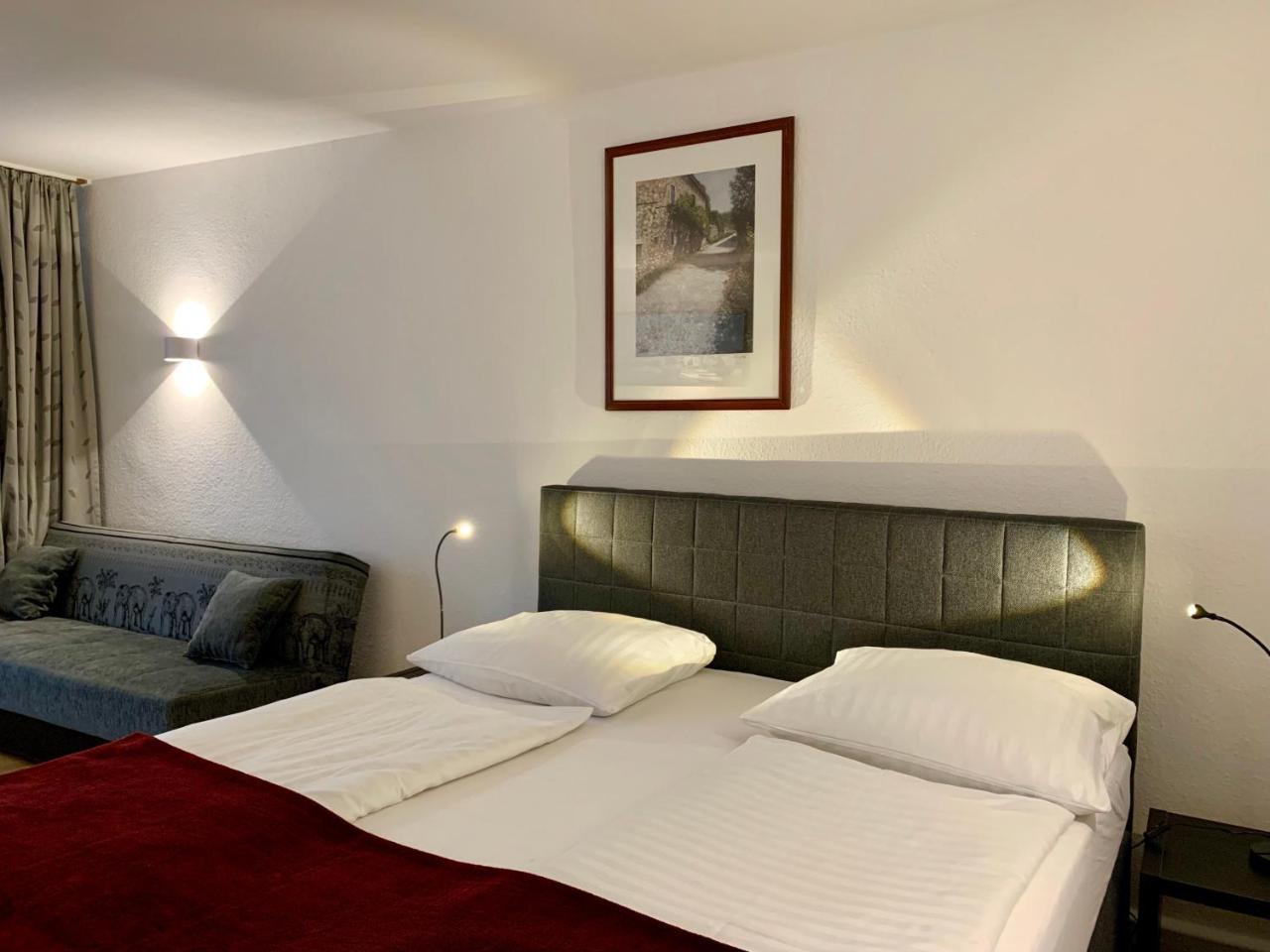 Altstadthotel Hayk Am Rhein Köln Exterior foto